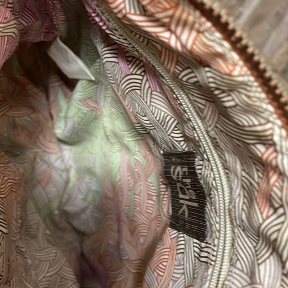 The Sak over the shoulder bag tan and brown colors excellent condition - Picture 4 of 4